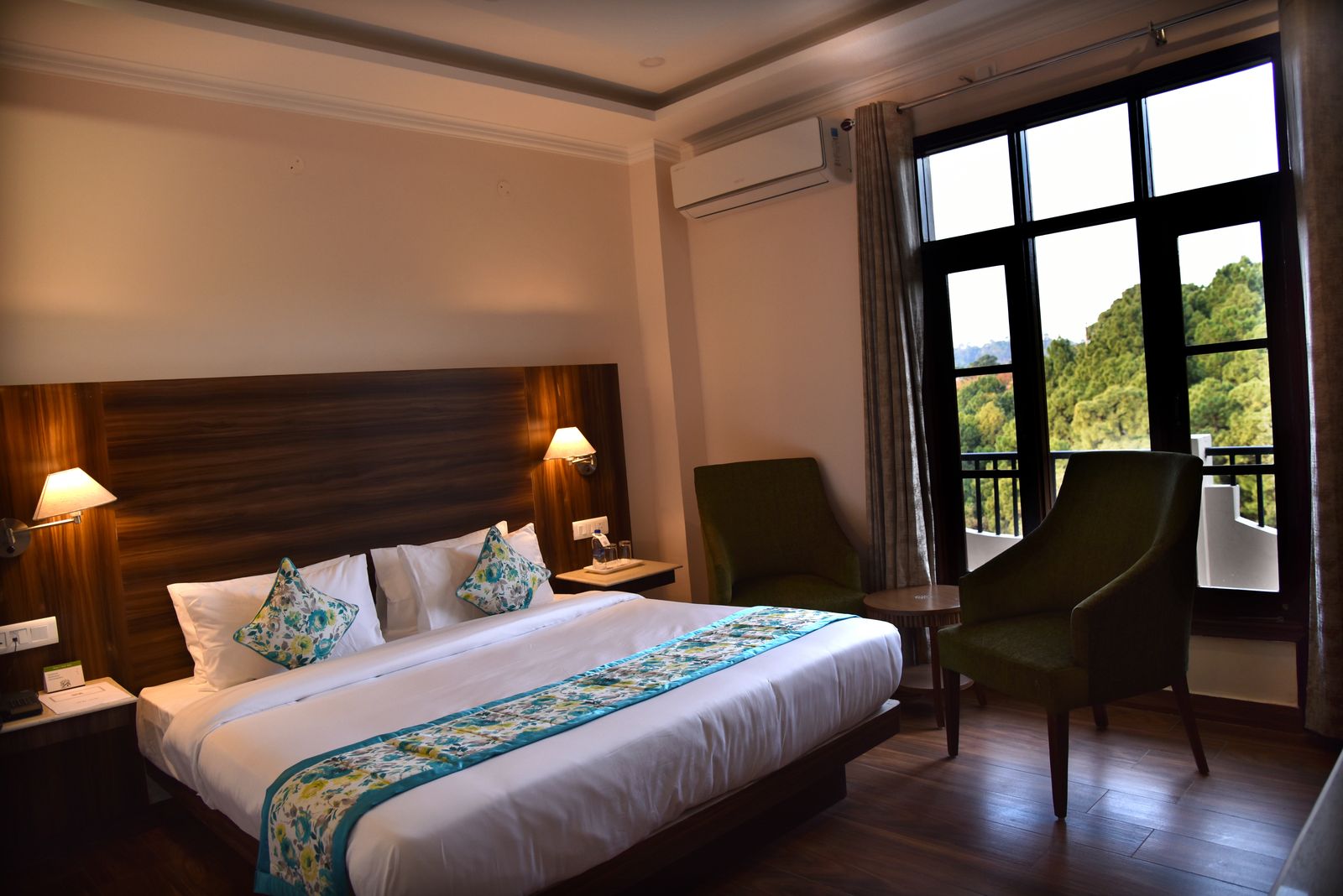Superior & Deluxe rooms